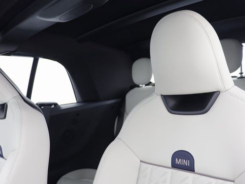 New 2026 MINI Cooper S image 13