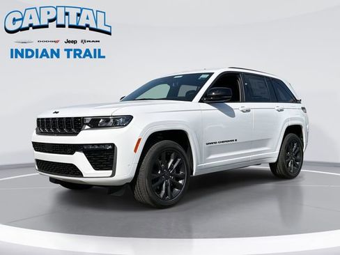 New 2026 Jeep Grand Cherokee Limited AWD/4WD image 1