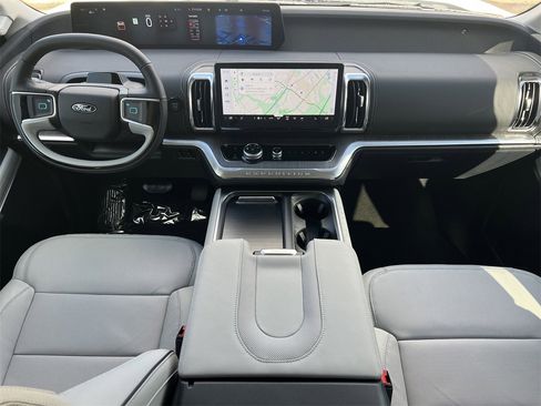 New 2025 Ford Expedition Platinum w/ Platinum Ultimate Package image 2