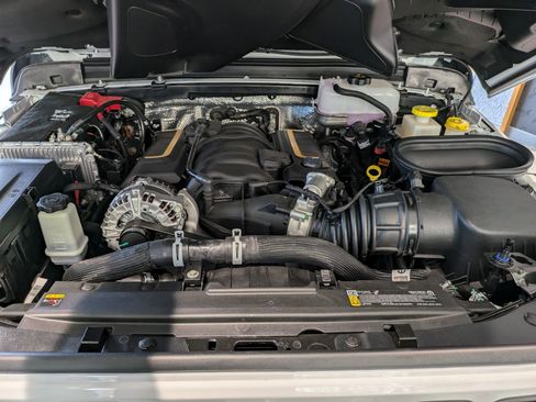 New 2025 Jeep Wrangler Unlimited Rubicon 392 image 27