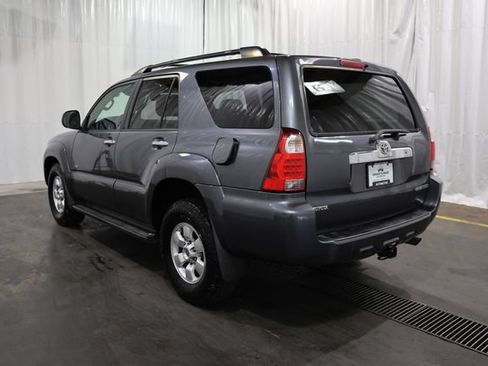 Used 2007 Toyota 4Runner SR5 RWD image 5
