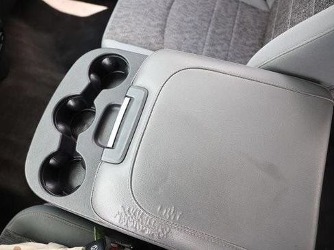 Used 2017 RAM 1500 Big Horn RWD image 40