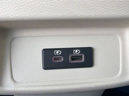 Used 2021 Nissan Maxima Platinum w/ Sport Mat Group image 25