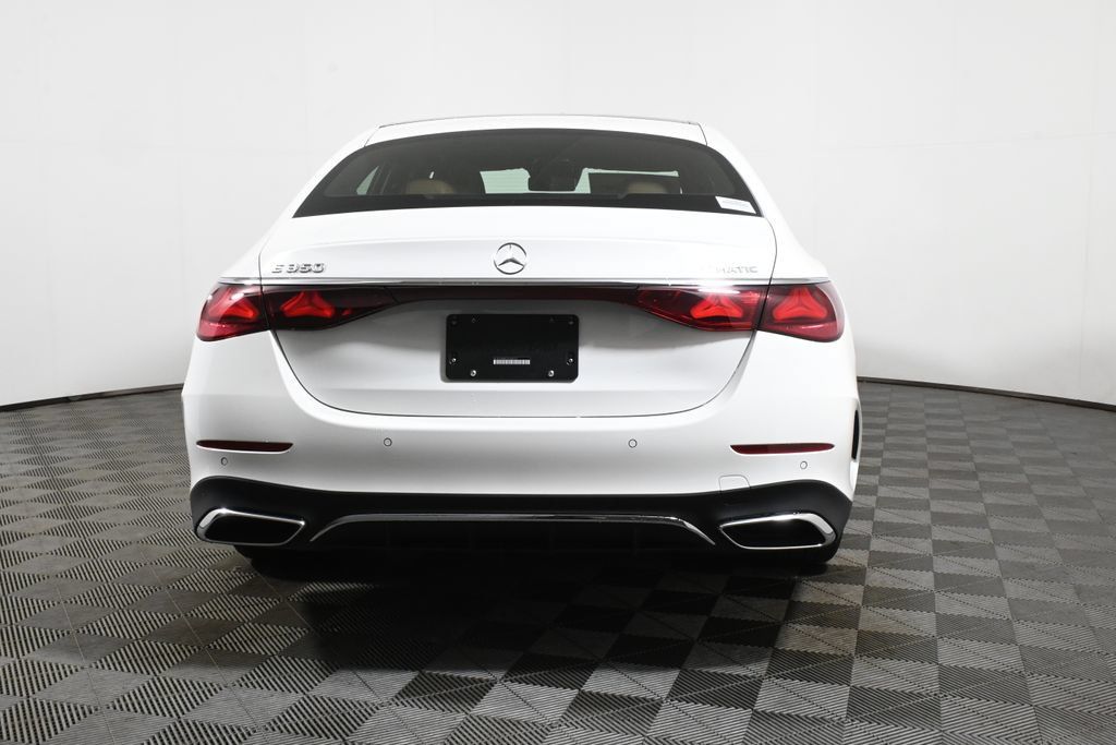 Used 2026 Mercedes-Benz E 350 4MATIC Sedan image 6