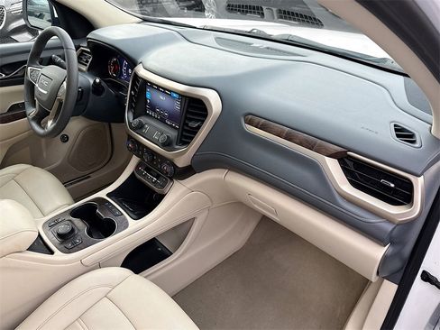 Used 2023 GMC Acadia Denali image 34