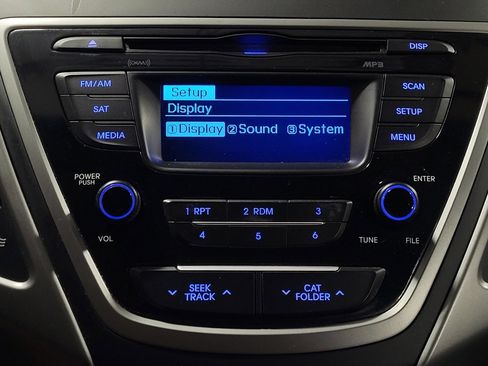 Used 2016 Hyundai Elantra SE FWD image 25