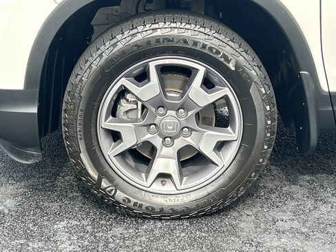 Used 2023 Honda Passport TrailSport image 32