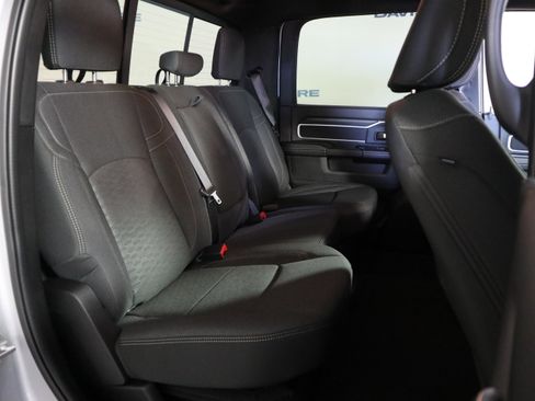 New 2026 RAM 2500 Big Horn AWD/4WD image 21