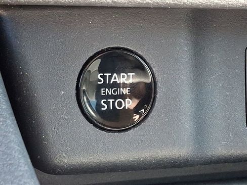 Used 2024 Nissan Rogue S AWD/4WD image 24