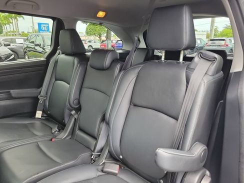 Certified 2024 Honda Odyssey EX-L image 12