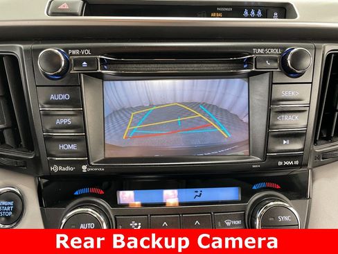 Used 2018 Toyota RAV4 XLE image 3