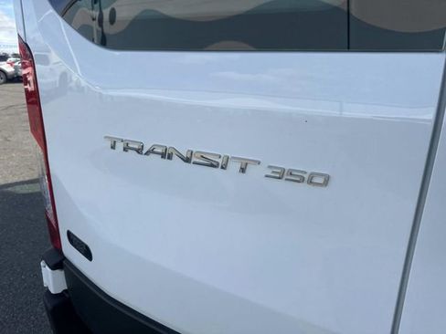 Certified 2022 Ford Transit 350 XLT image 5