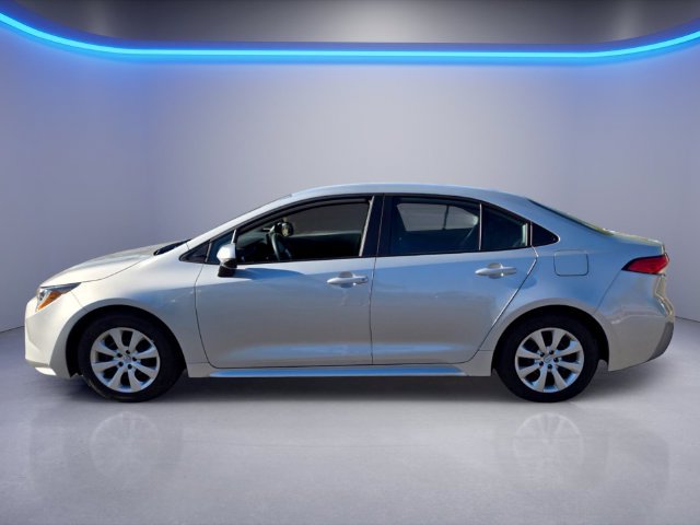Used 2026 Toyota Corolla LE FWD image 8