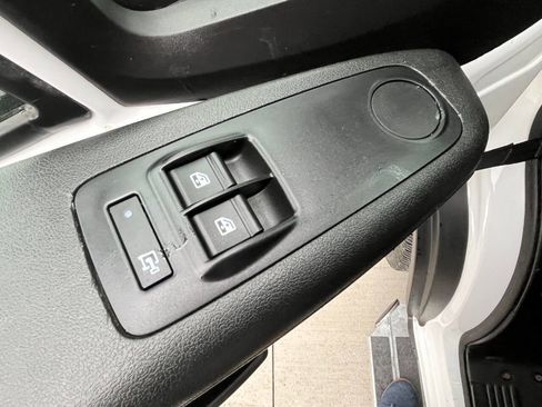 Used 2023 RAM ProMaster 2500 image 21