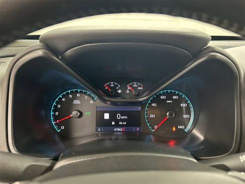 Used 2020 Chevrolet Colorado LT w/ Luxury Package image 13