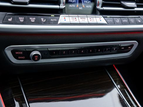 Used 2020 BMW X5 xDrive40i w/ Convenience Package image 29