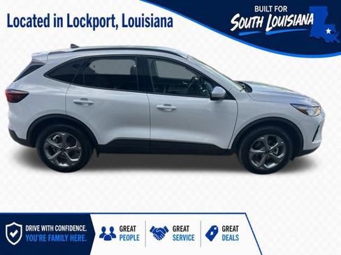 Used 2025 Ford Escape ST-Line Select AWD/4WD image 5