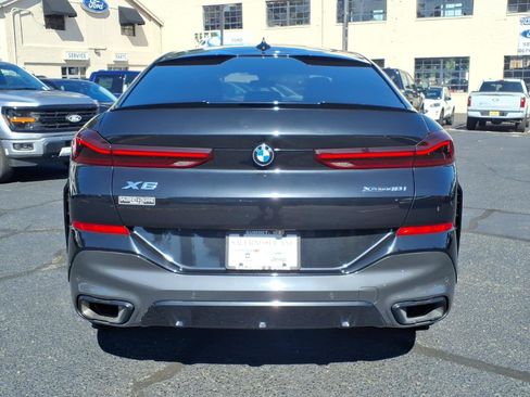 Used 2022 BMW X6 xDrive40i w/ M Sport Package AWD/4WD image 6