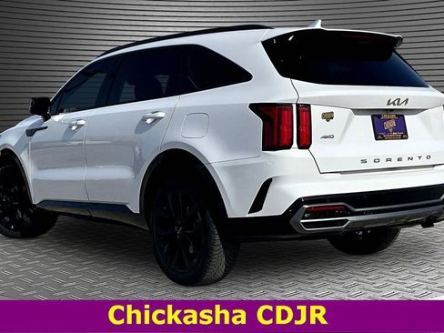 Used 2022 Kia Sorento SX image 4