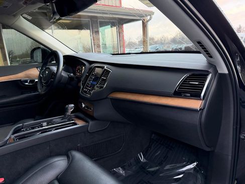 Used 2020 Volvo XC90 T6 Inscription w/ Protection Package Premier image 26