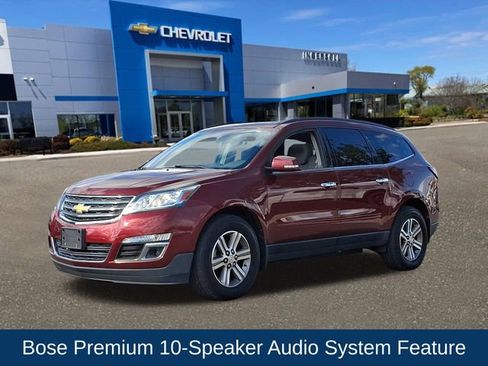 Used 2017 Chevrolet Traverse LT image 4