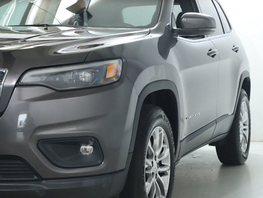 Used 2021 Jeep Cherokee Latitude Lux AWD/4WD image 4