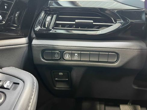 New 2026 Acura MDX SH-AWD image 23