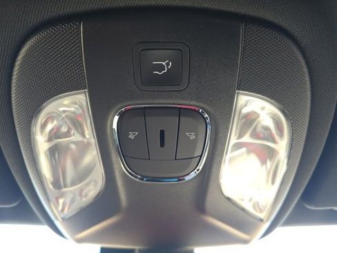 New 2026 Jeep Compass Limited image 28