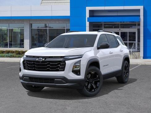 New 2026 Chevrolet Equinox LT w/ Midnight Edition FWD image 6