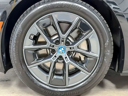 Used 2023 BMW i4 eDrive35 w/ Premium Package image 26