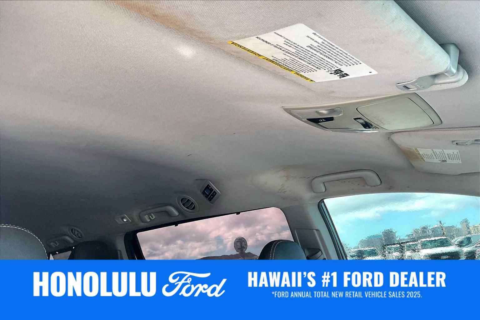 Used 2016 Toyota Sienna SE FWD image 30