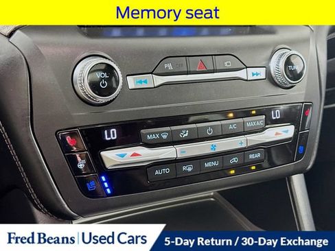 Certified 2020 Ford Explorer Platinum w/ Premium Technology Package AWD/4WD image 22