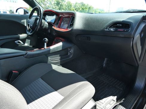 Used 2022 Dodge Challenger R/T Scat Pack RWD image 14