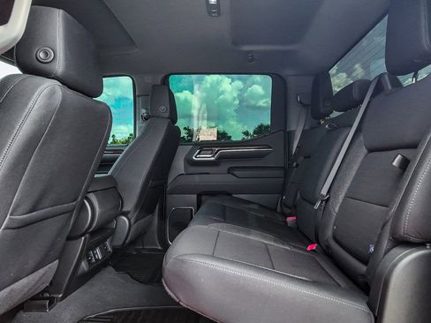 Used 2024 GMC Sierra 1500 Elevation image 25