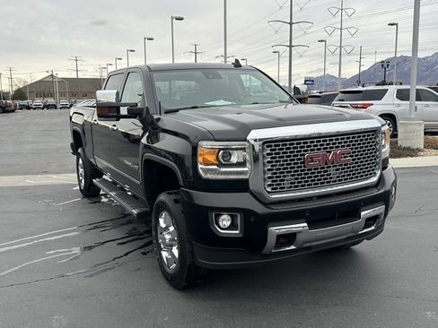 Used 2015 GMC Sierra 3500 Denali image 29