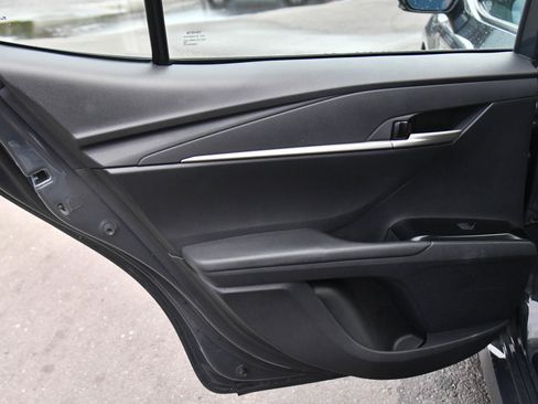 Used 2025 Toyota Camry LE image 33