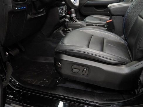 Used 2024 Jeep Wrangler High Altitude image 41