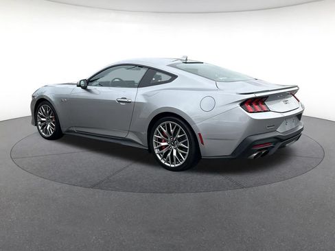 Used 2024 Ford Mustang GT Premium RWD image 3