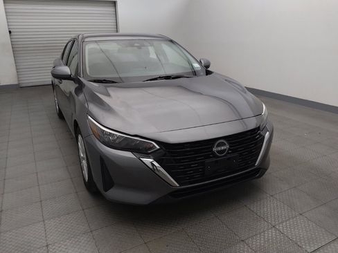 Used 2024 Nissan Sentra S FWD image 14