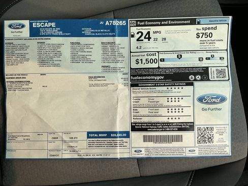 Used 2018 Ford Escape SE w/ SE Sync 3 Package AWD/4WD image 27