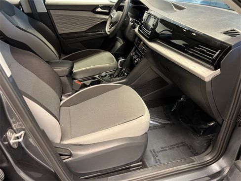 Certified 2024 Volkswagen Taos S image 10