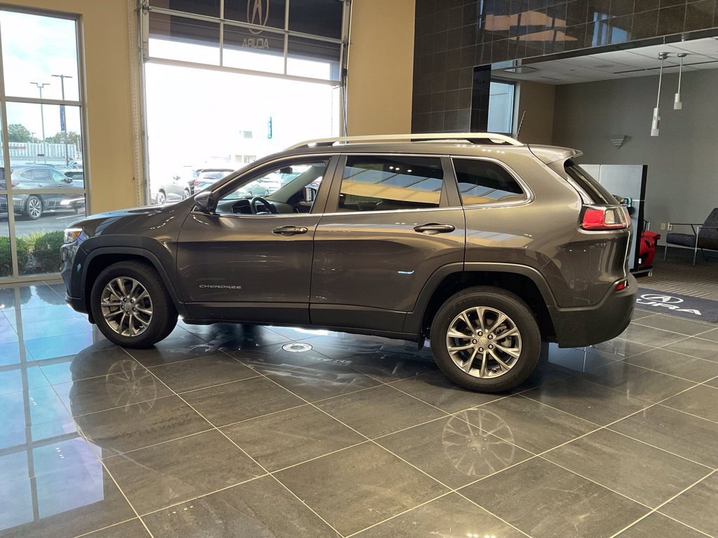 Used 2020 Jeep Cherokee Latitude Plus FWD image 5