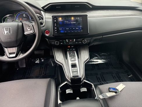 Used 2018 Honda Clarity Plug-In Hybrid image 13