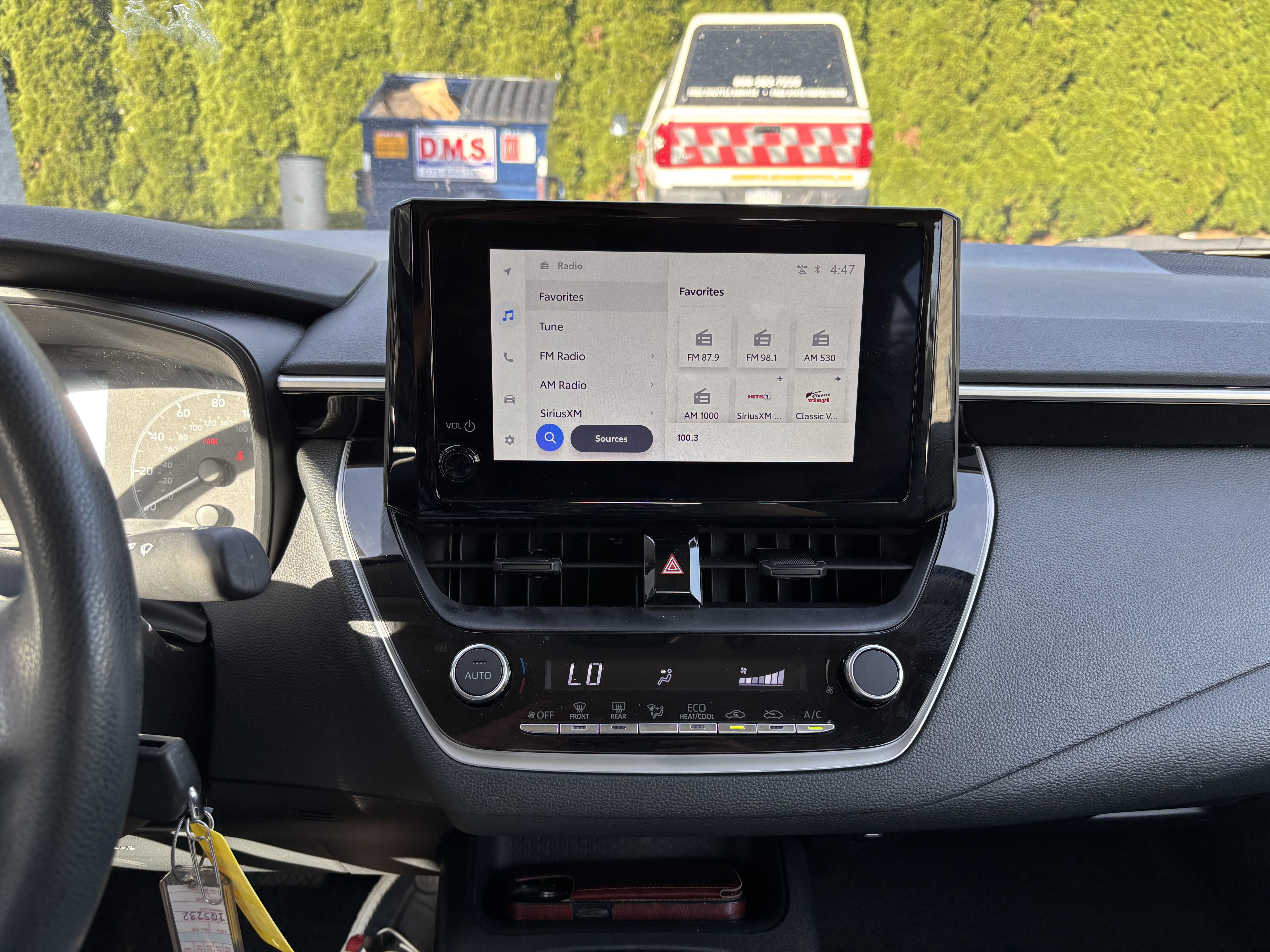 Used 2025 Toyota Corolla LE FWD image 25
