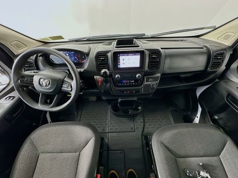 Used 2025 RAM ProMaster 2500 w/ U-Haul Equipment Group FWD image 10