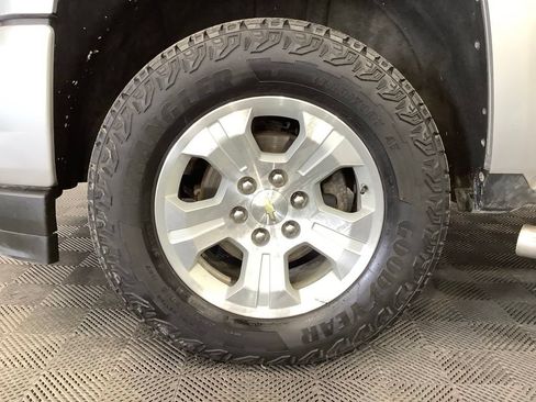 Used 2017 Chevrolet Silverado 1500 LT w/ All Star Edition AWD/4WD image 3