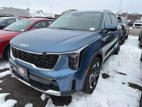 New 2026 Kia Sorento EX AWD/4WD image 3