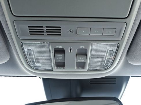 Used 2018 Honda CR-V EX-L image 19
