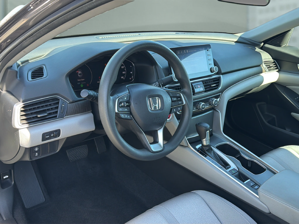 Used 2020 Honda Accord EX image 11