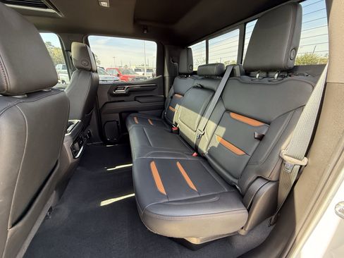 Used 2022 GMC Sierra 1500 AT4 w/ AT4 Premium Package image 30